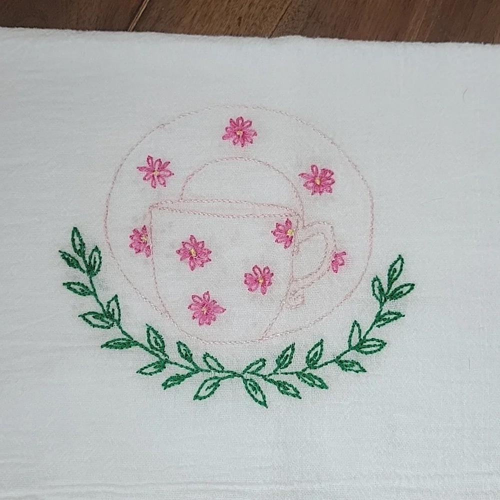 Hand Embroidered Vintage Flour Sack Tea Dish Kitchen Towel